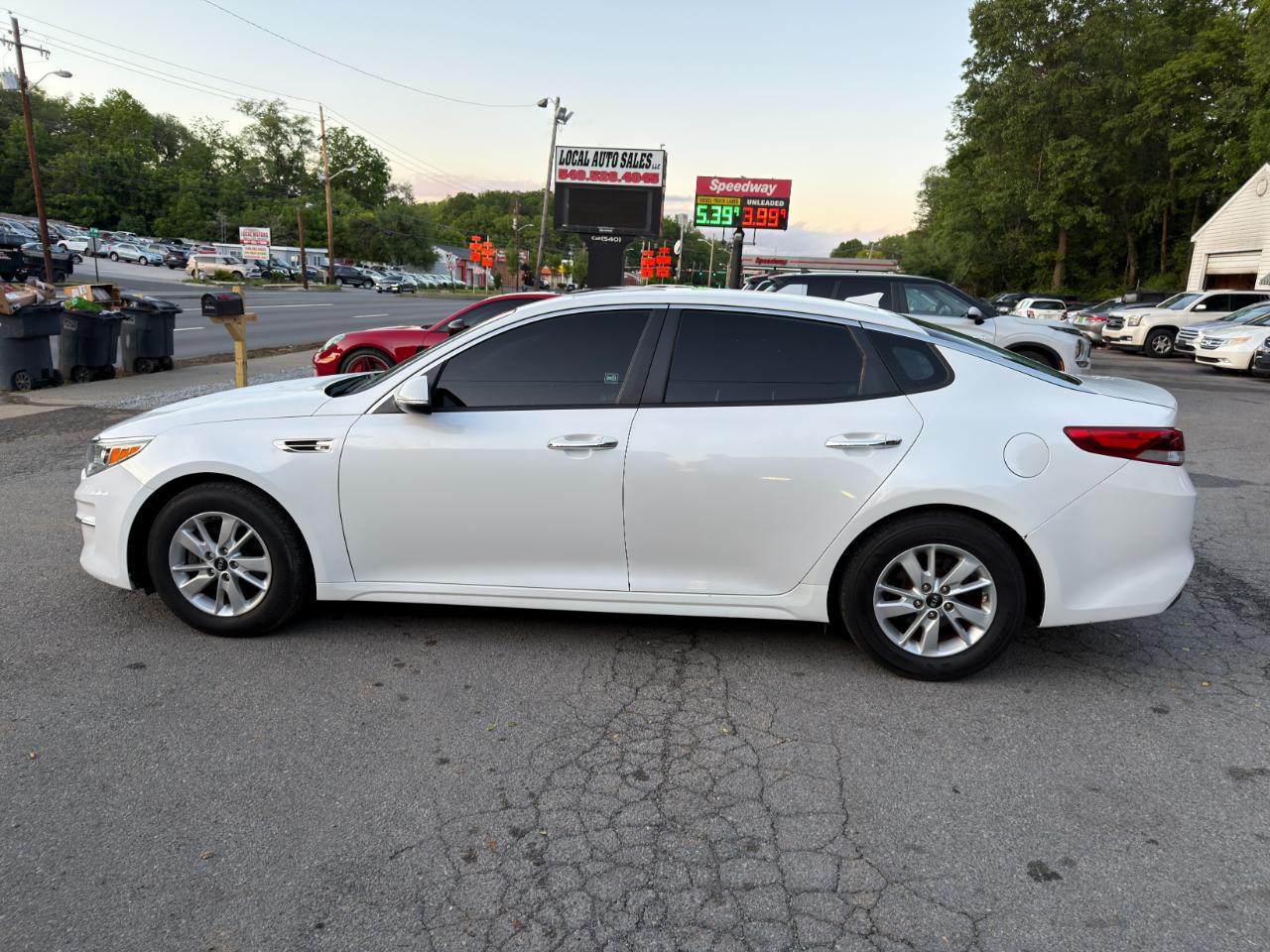 Kia Optima 4dr Sdn LX 2016