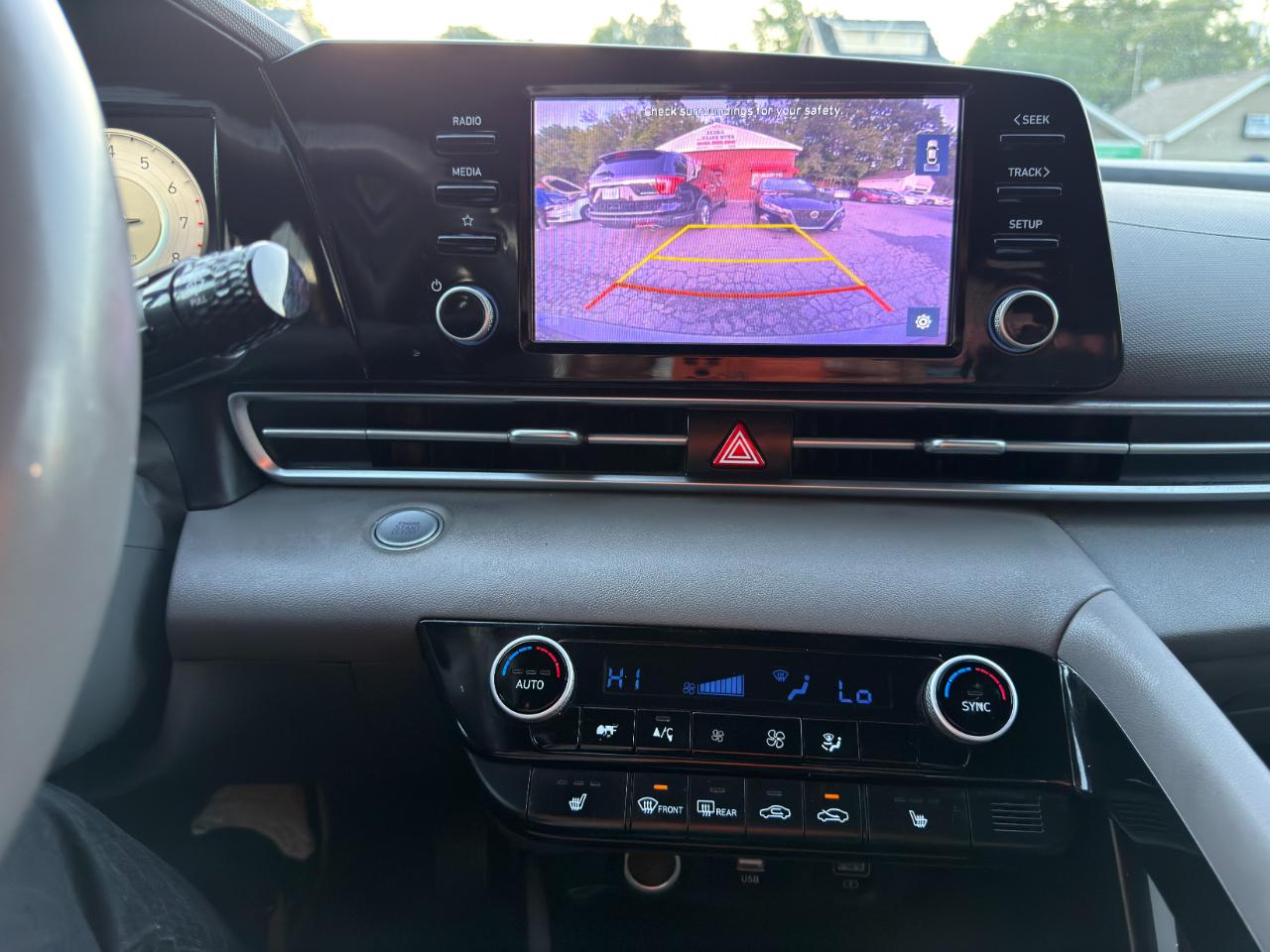 Hyundai Elantra SEL IVT 2021
