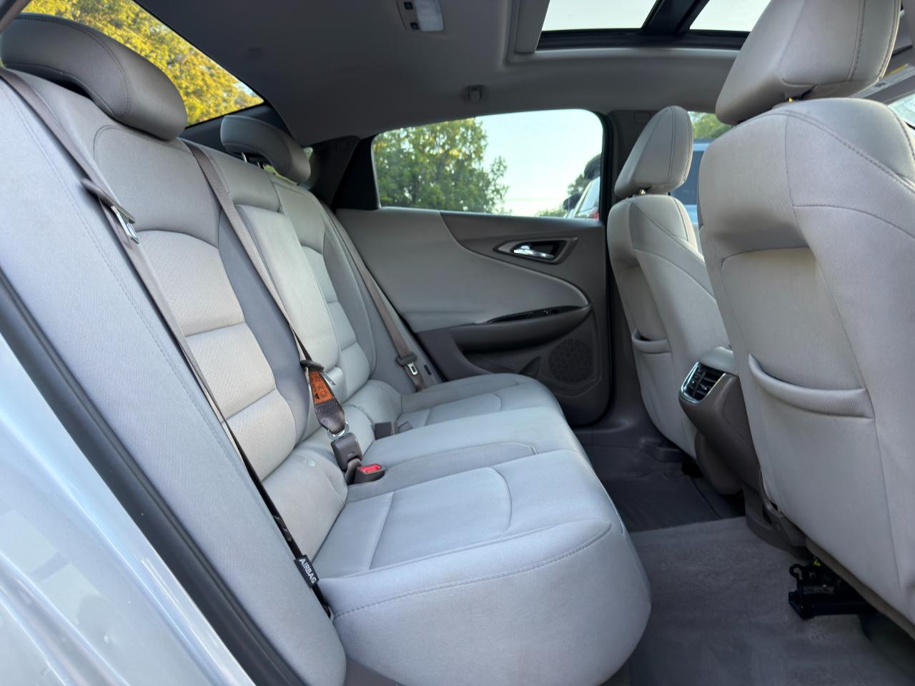 Chevrolet Malibu 4dr Sdn LT 2021