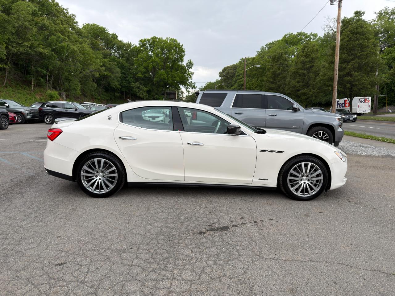 Maserati Ghibli 4dr Sdn 2016