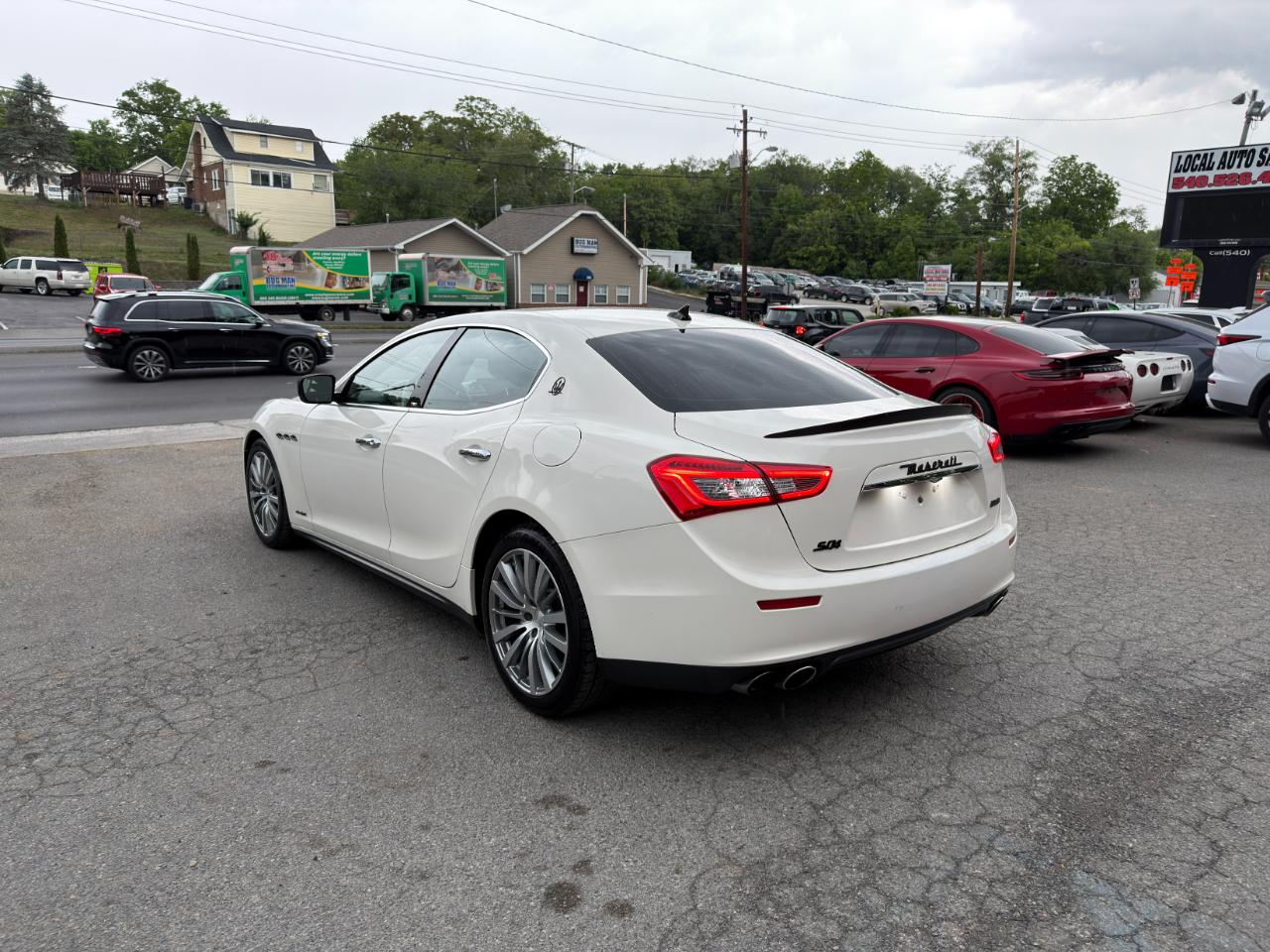 Maserati Ghibli 4dr Sdn 2016
