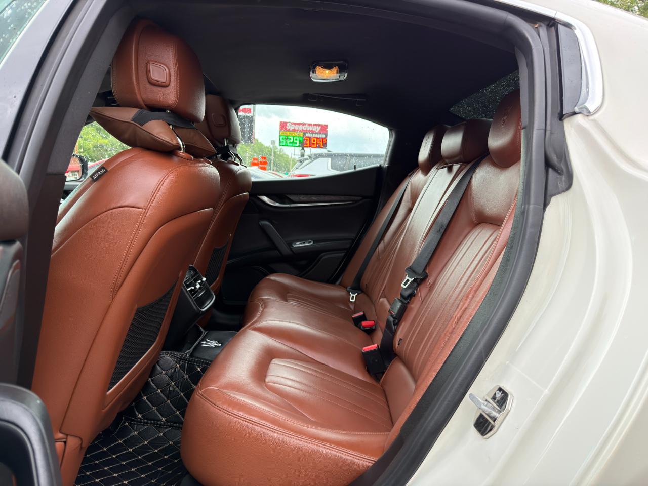 Maserati Ghibli 4dr Sdn 2016