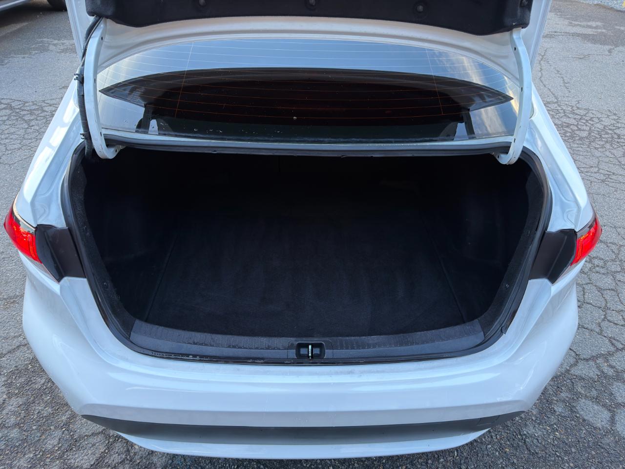 Toyota Corolla LE CVT (Natl) 2020