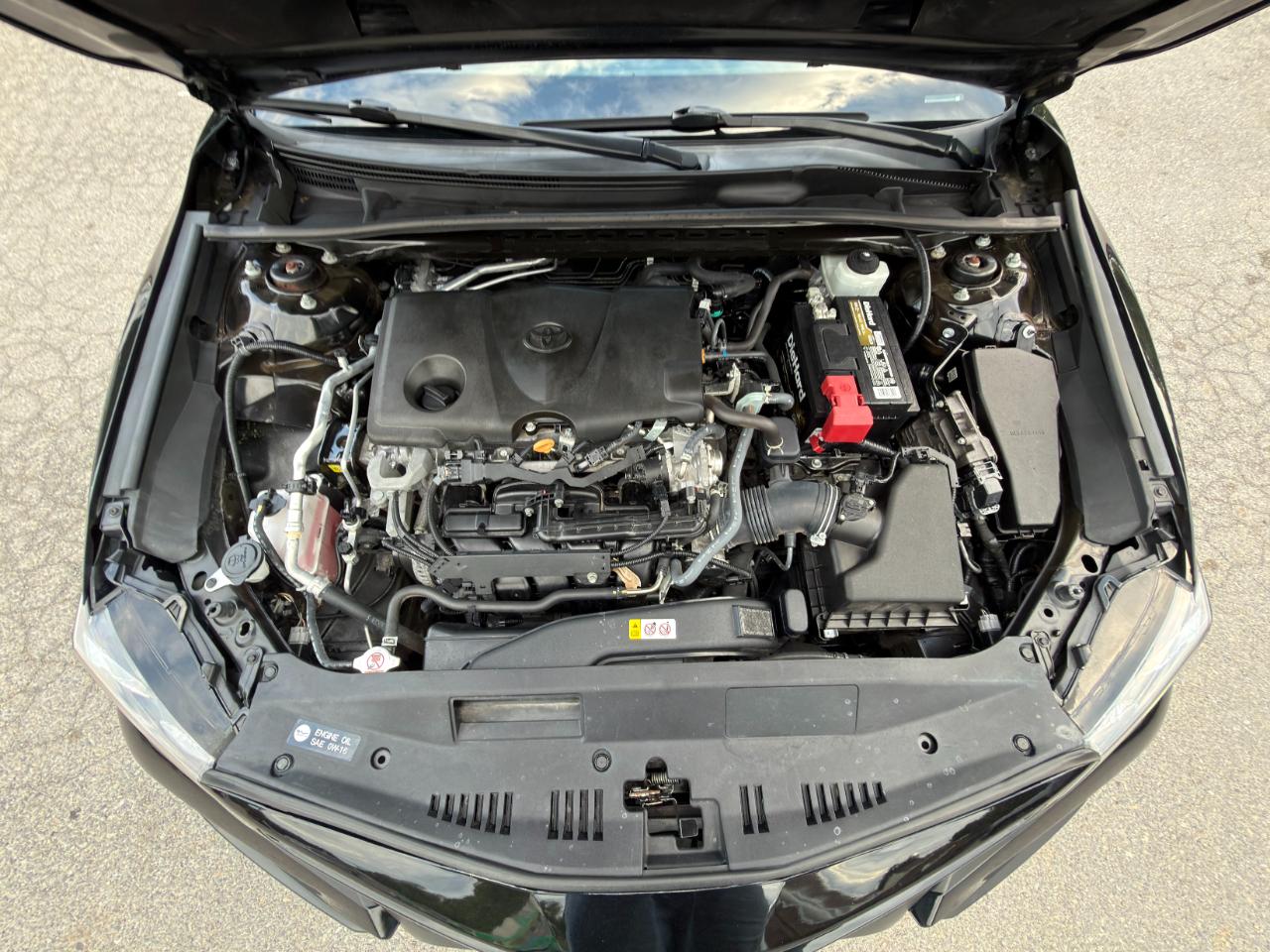 Toyota Camry SE Auto (Natl) 2021