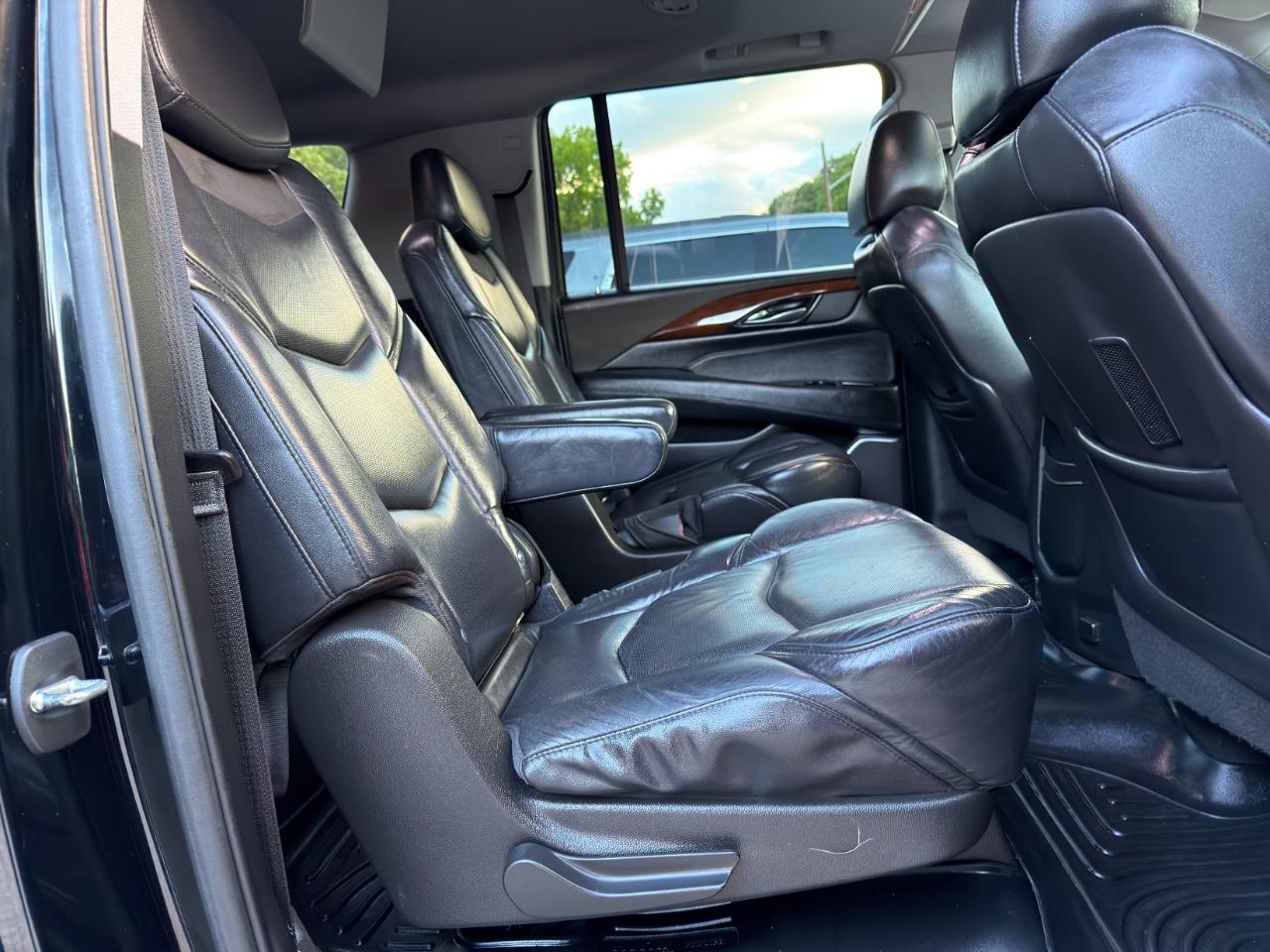 Cadillac Escalade ESV 4WD 4dr Premium Luxury 2020