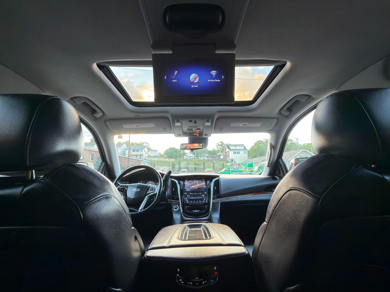 Cadillac Escalade ESV 4WD 4dr Premium Luxury 2020