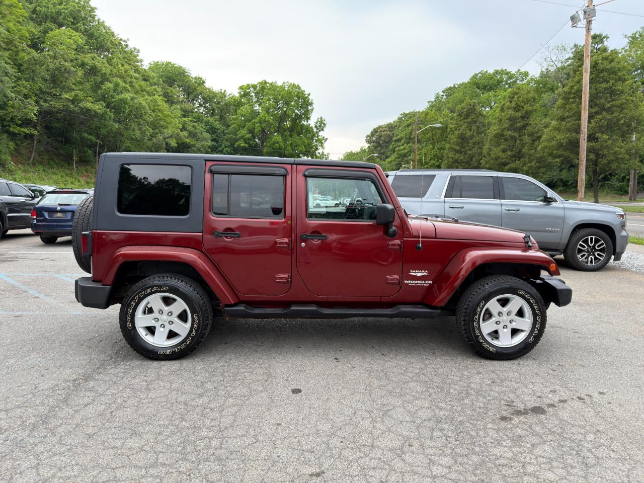 Jeep Wrangler 4WD 4dr Unlimited Sahara 2007