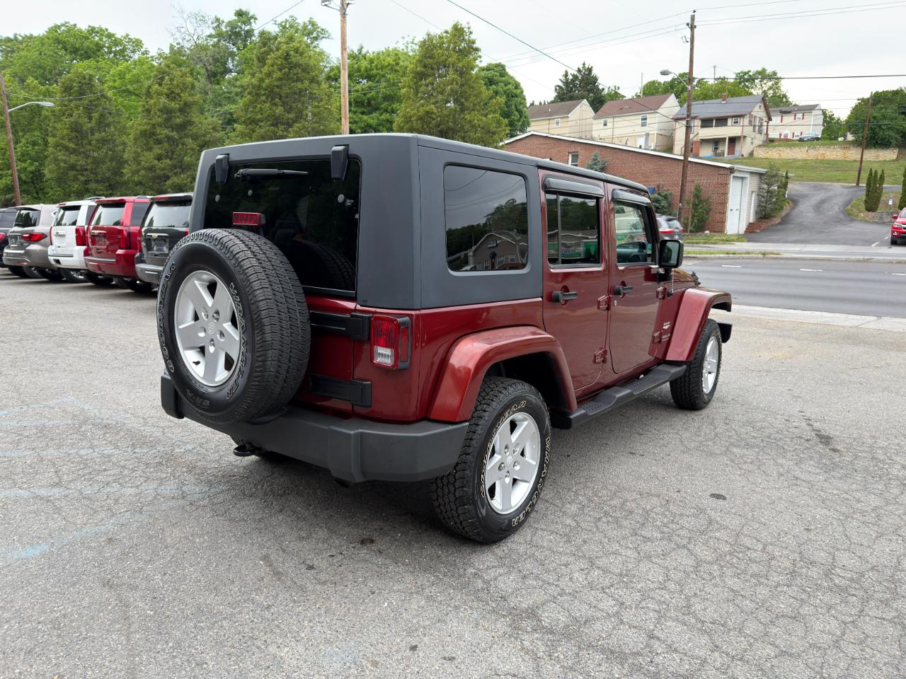 Jeep Wrangler 4WD 4dr Unlimited Sahara 2007