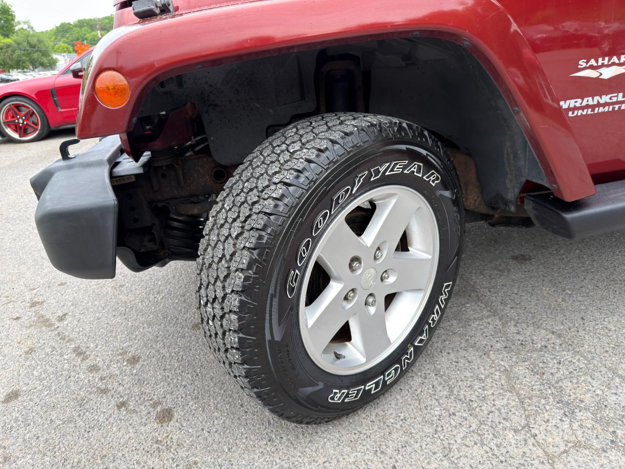 Jeep Wrangler 4WD 4dr Unlimited Sahara 2007