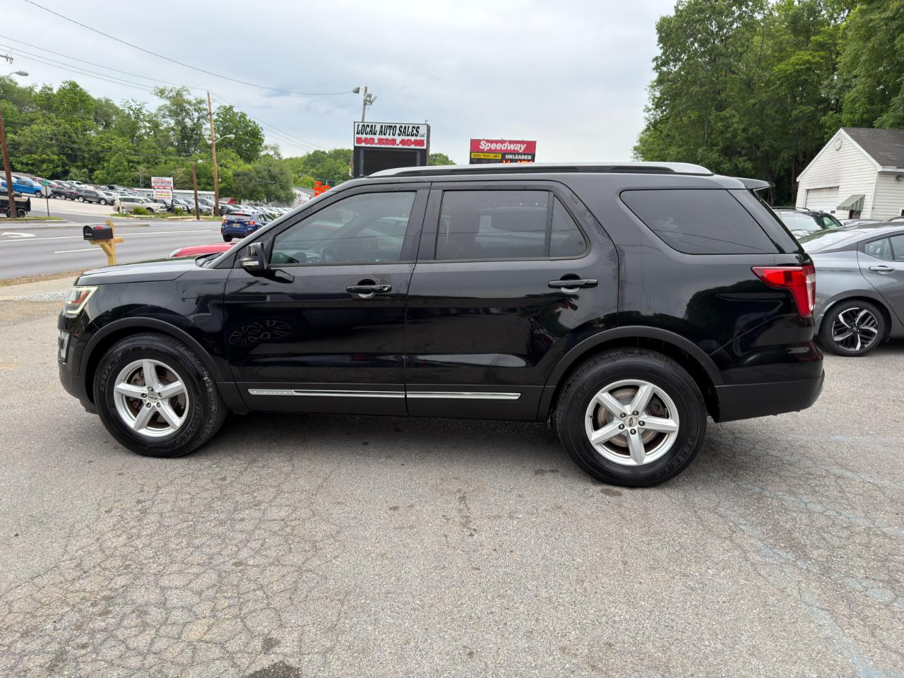 Ford Explorer XLT 4WD 2017