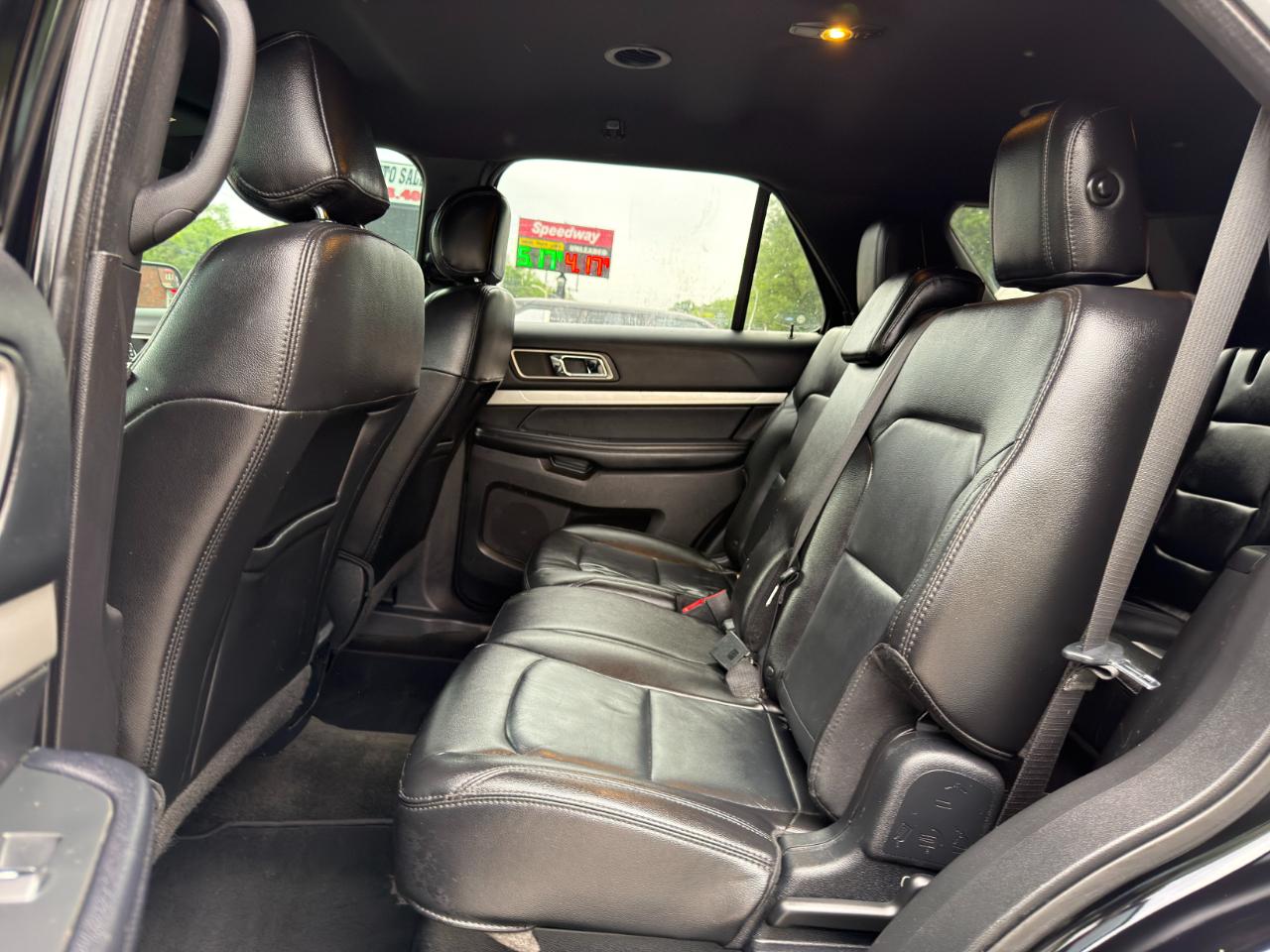 Ford Explorer XLT 4WD 2017