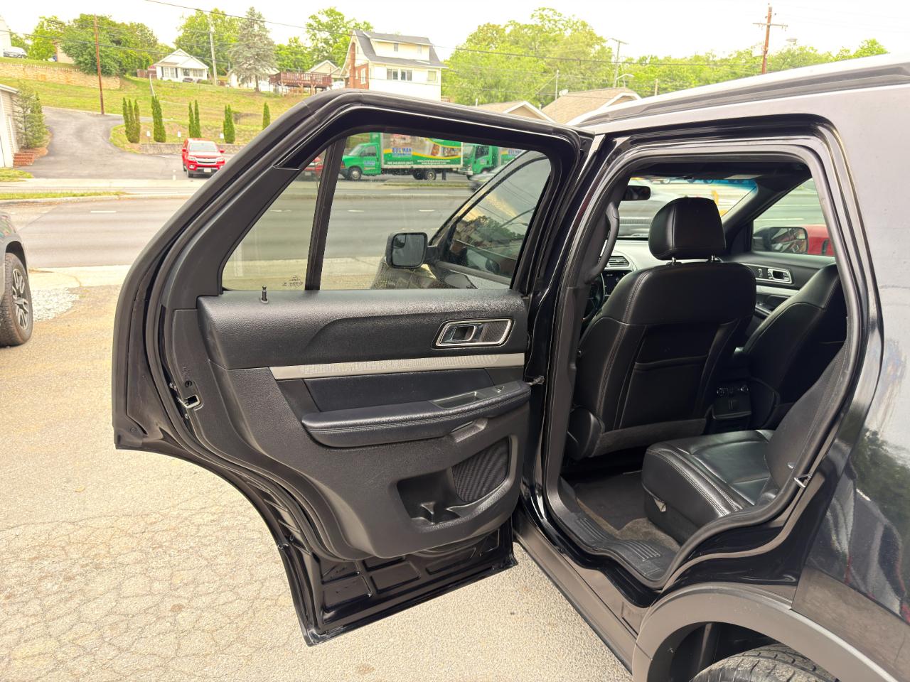 Ford Explorer XLT 4WD 2017