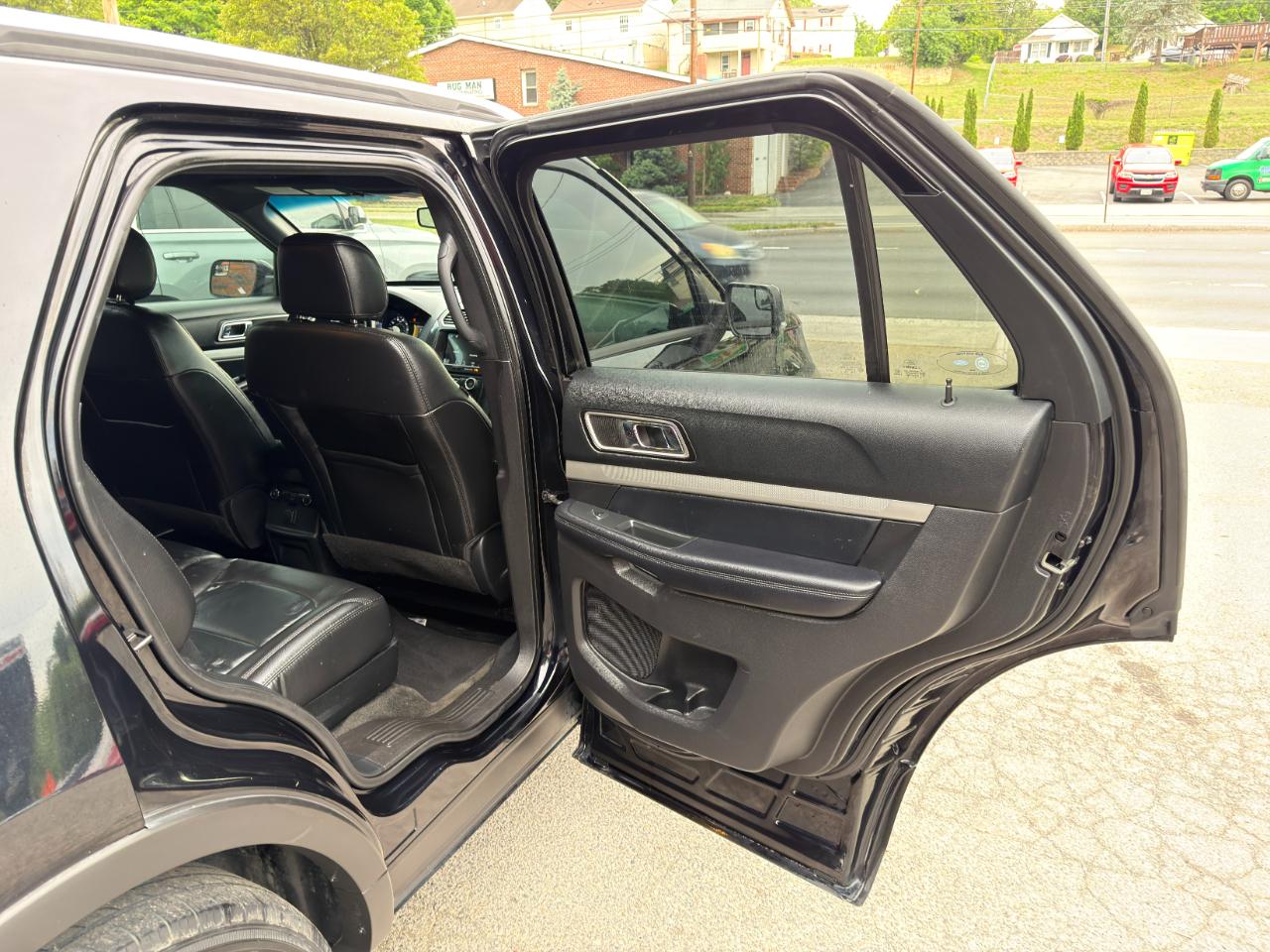 Ford Explorer XLT 4WD 2017