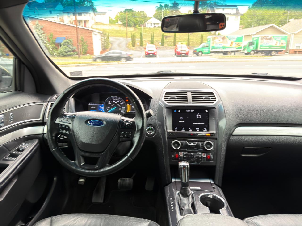 Ford Explorer XLT 4WD 2017
