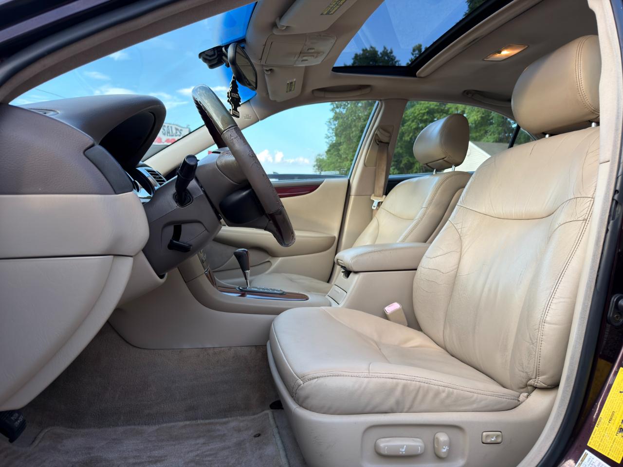 Lexus ES 330 4dr Sdn 2004