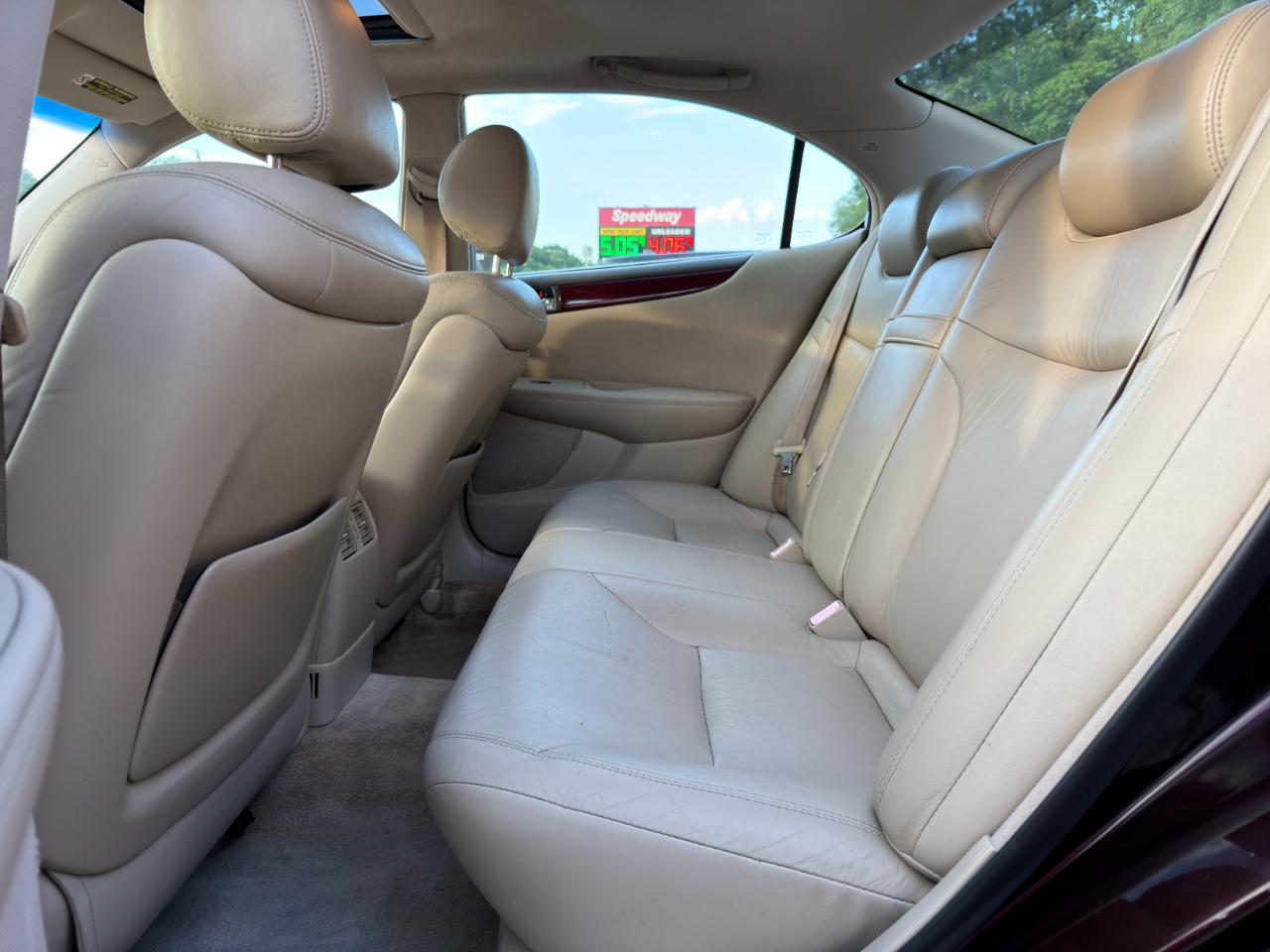 Lexus ES 330 4dr Sdn 2004