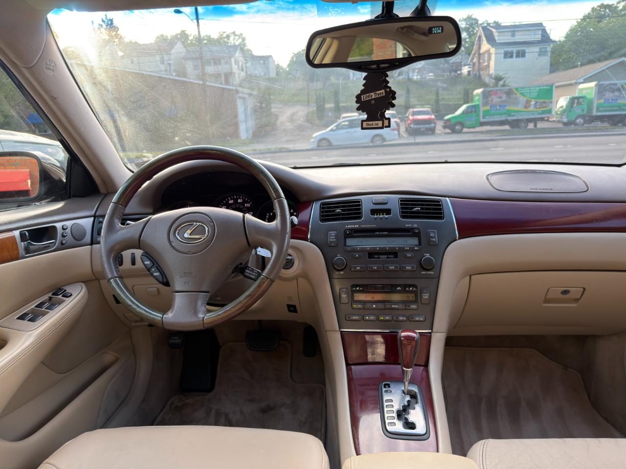 Lexus ES 330 4dr Sdn 2004