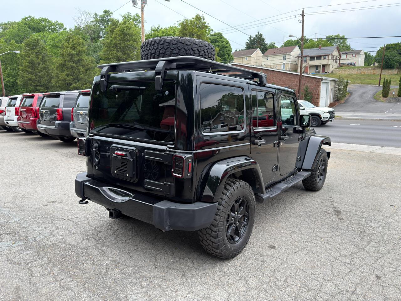 Jeep Wrangler Unlimited 4WD 4dr Sahara 2014