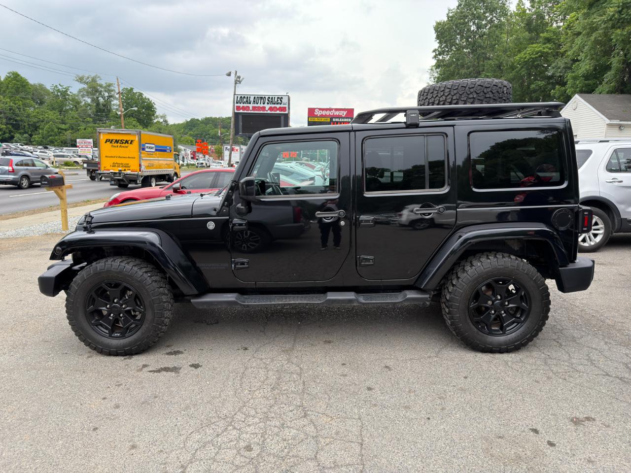 Jeep Wrangler Unlimited 4WD 4dr Sahara 2014