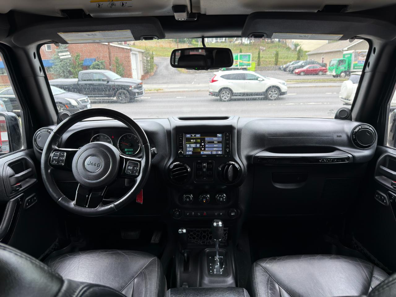 Jeep Wrangler Unlimited 4WD 4dr Sahara 2014
