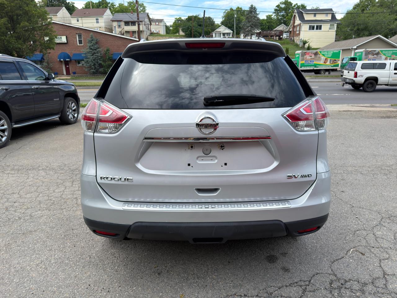Nissan Rogue AWD 4dr SV 2015