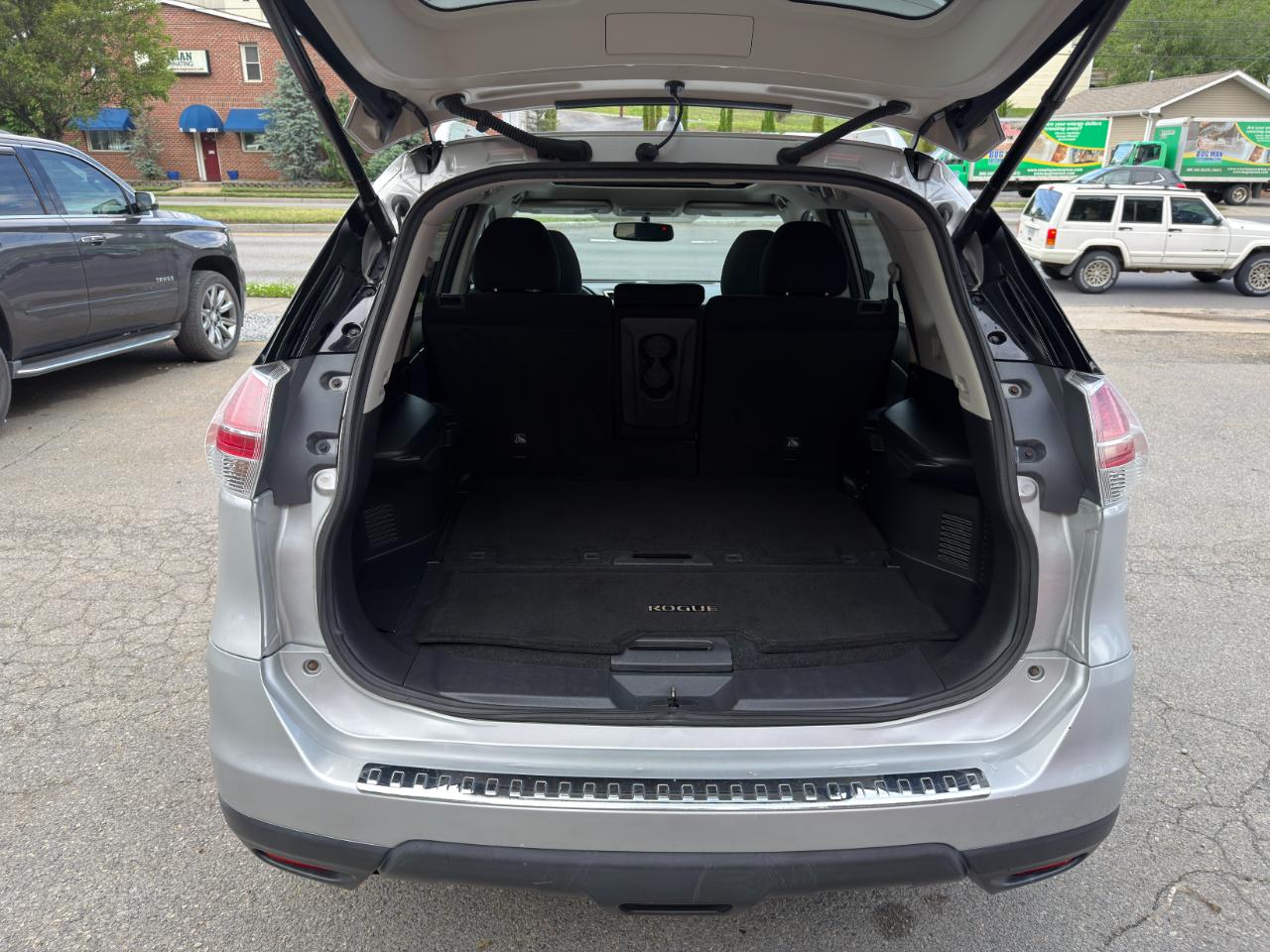 Nissan Rogue AWD 4dr SV 2015