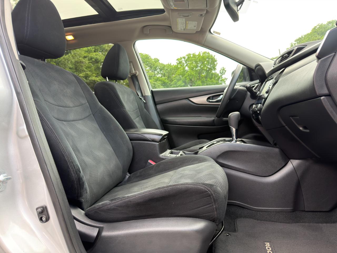Nissan Rogue AWD 4dr SV 2015