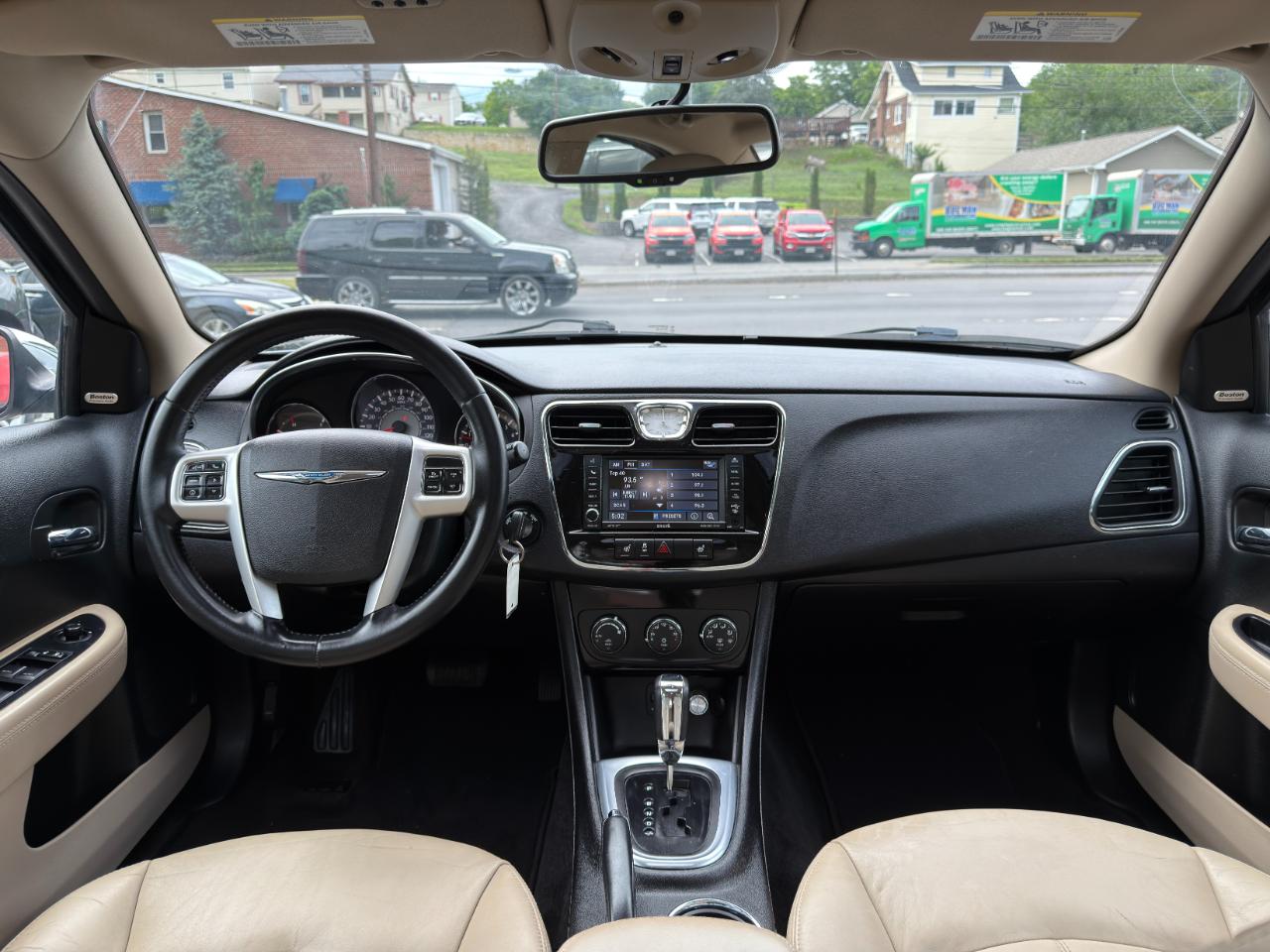 Chrysler 200 4dr Sdn Limited 2014