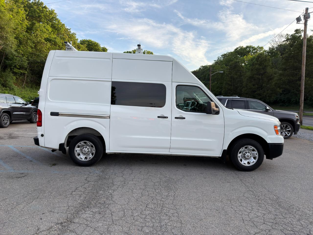 Nissan NV Cargo NV2500 HD High Roof V6 SV 2018