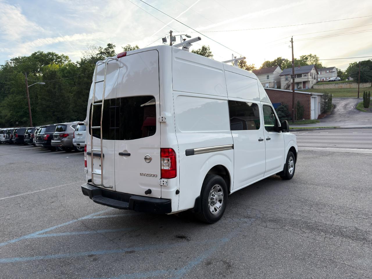 Nissan NV Cargo NV2500 HD High Roof V6 SV 2018