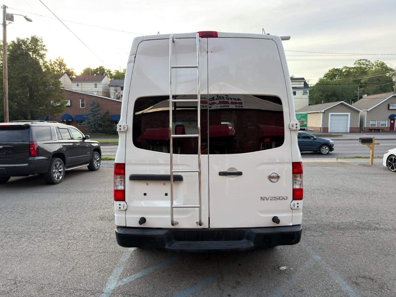 Nissan NV Cargo NV2500 HD High Roof V6 SV 2018