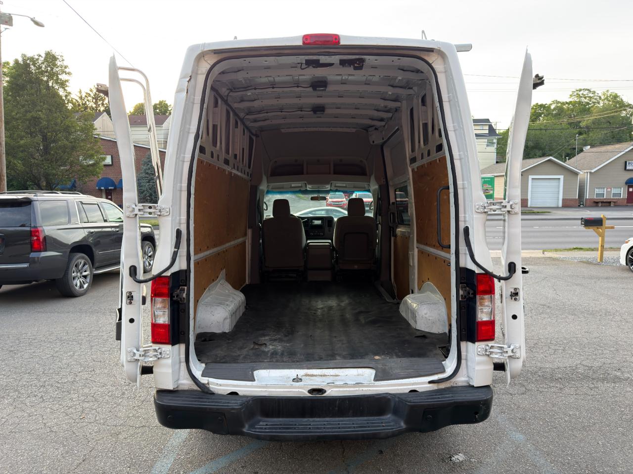 Nissan NV Cargo NV2500 HD High Roof V6 SV 2018