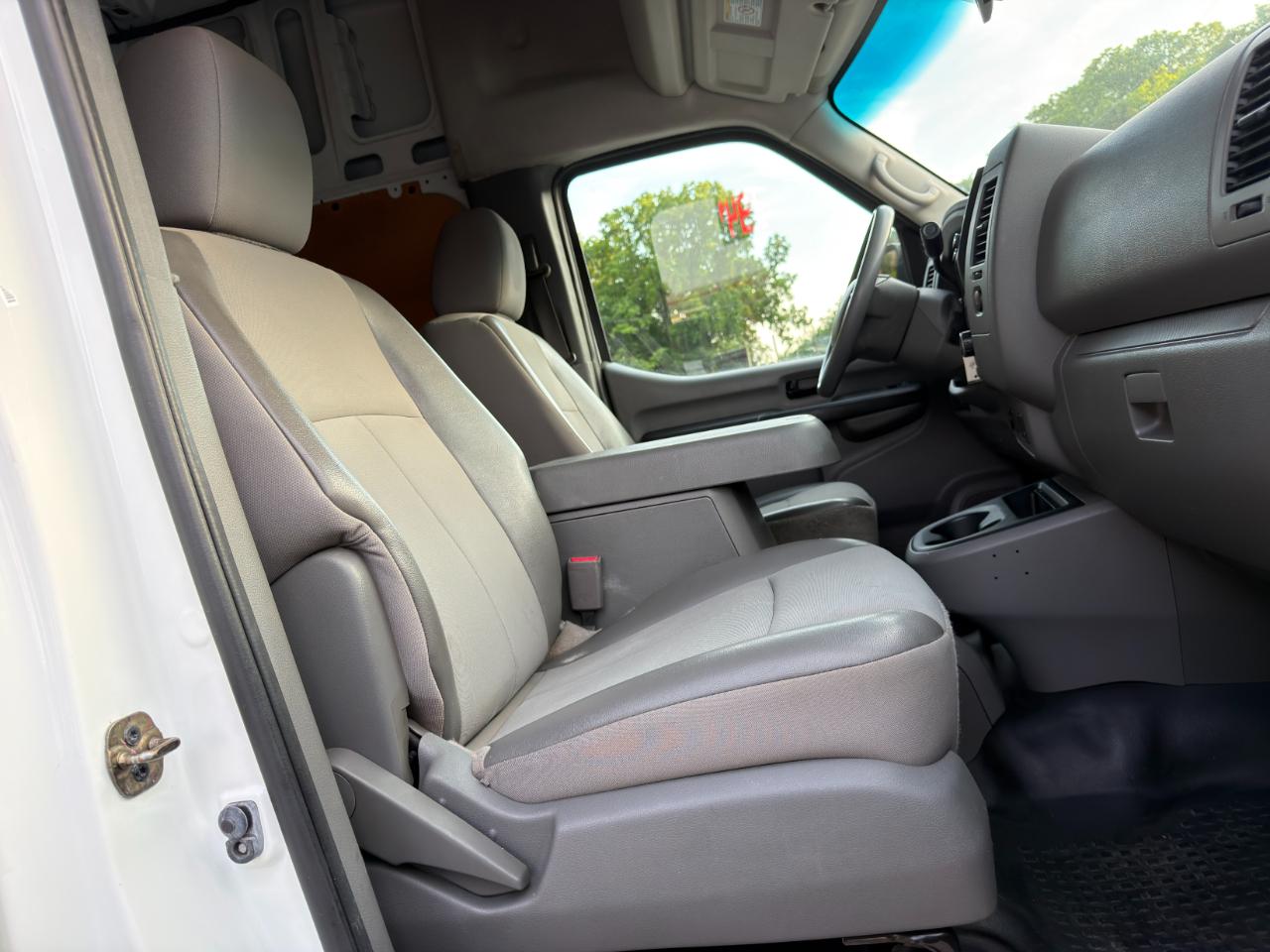 Nissan NV Cargo NV2500 HD High Roof V6 SV 2018