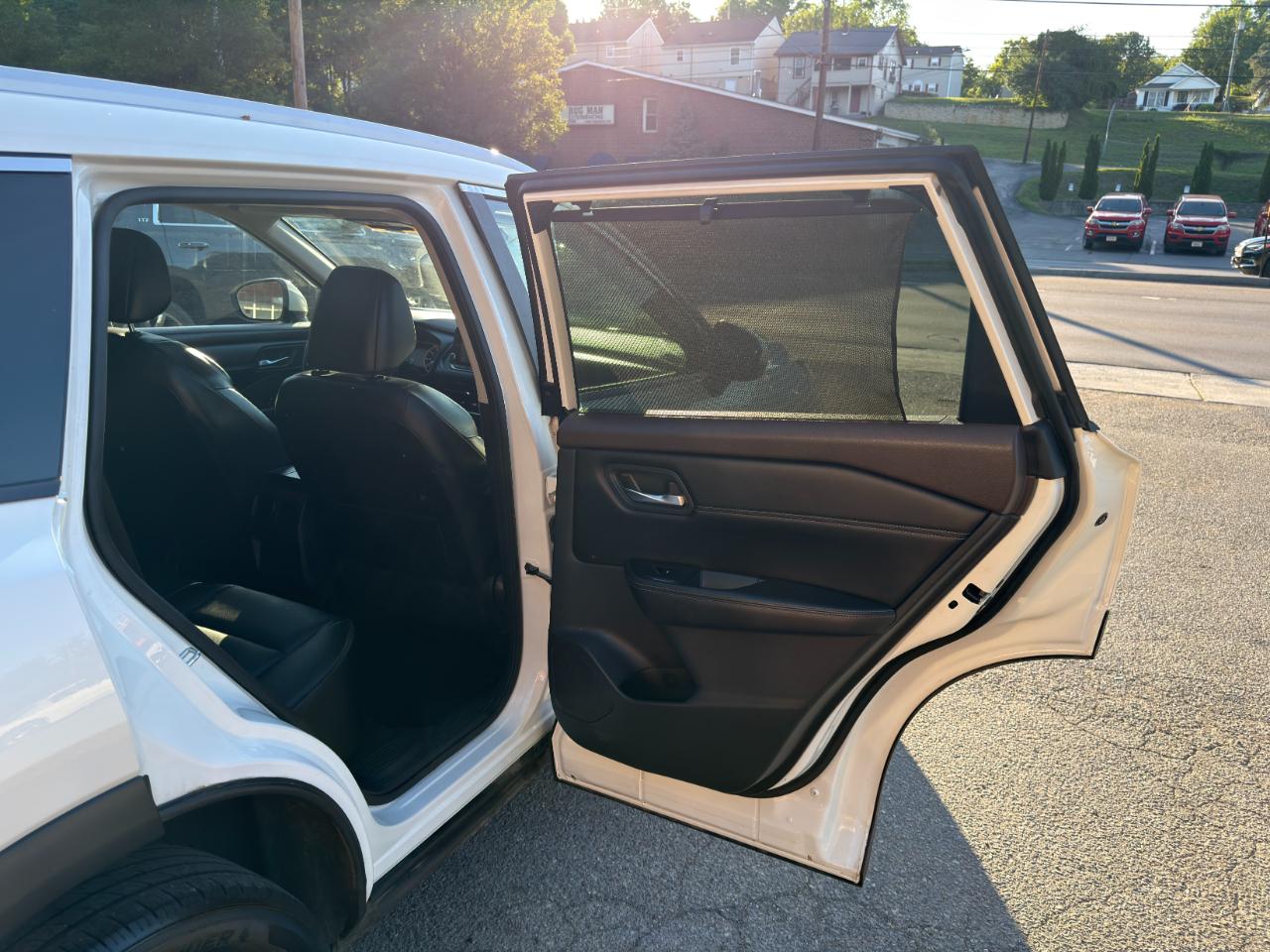 Nissan Rogue AWD SV 2022