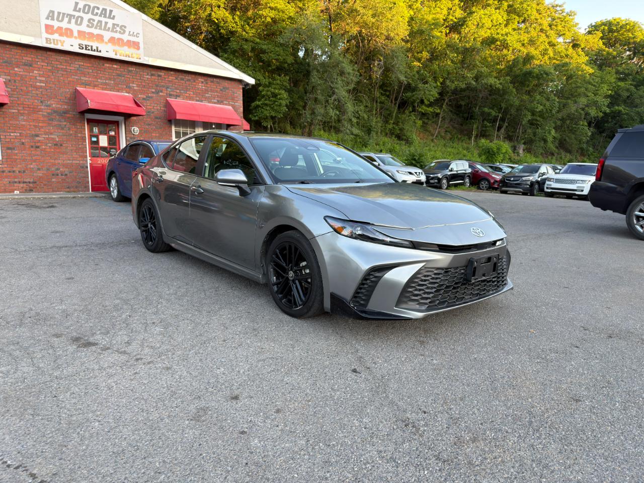 Toyota Camry XLE (Natl) 2025