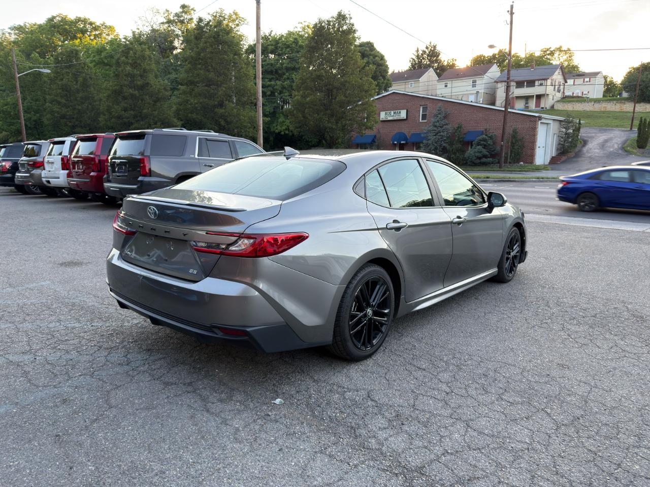 Toyota Camry XLE (Natl) 2025