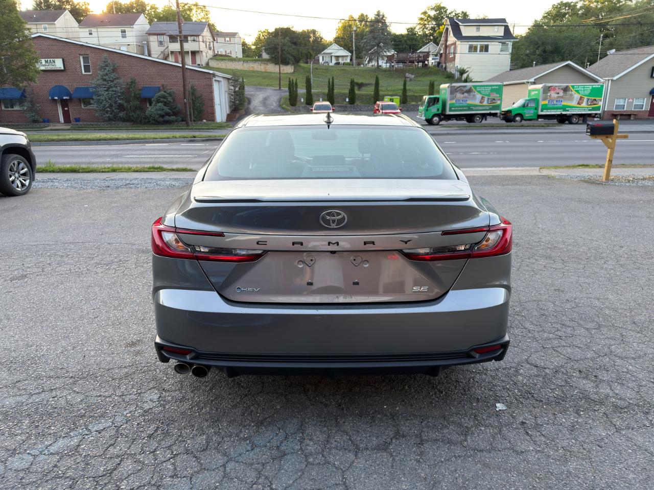 Toyota Camry XLE (Natl) 2025