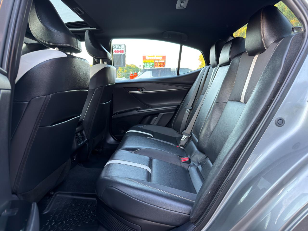 Toyota Camry XLE (Natl) 2025