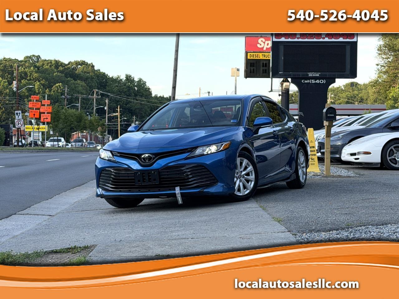 Toyota Camry LE Auto (Natl) 2020
