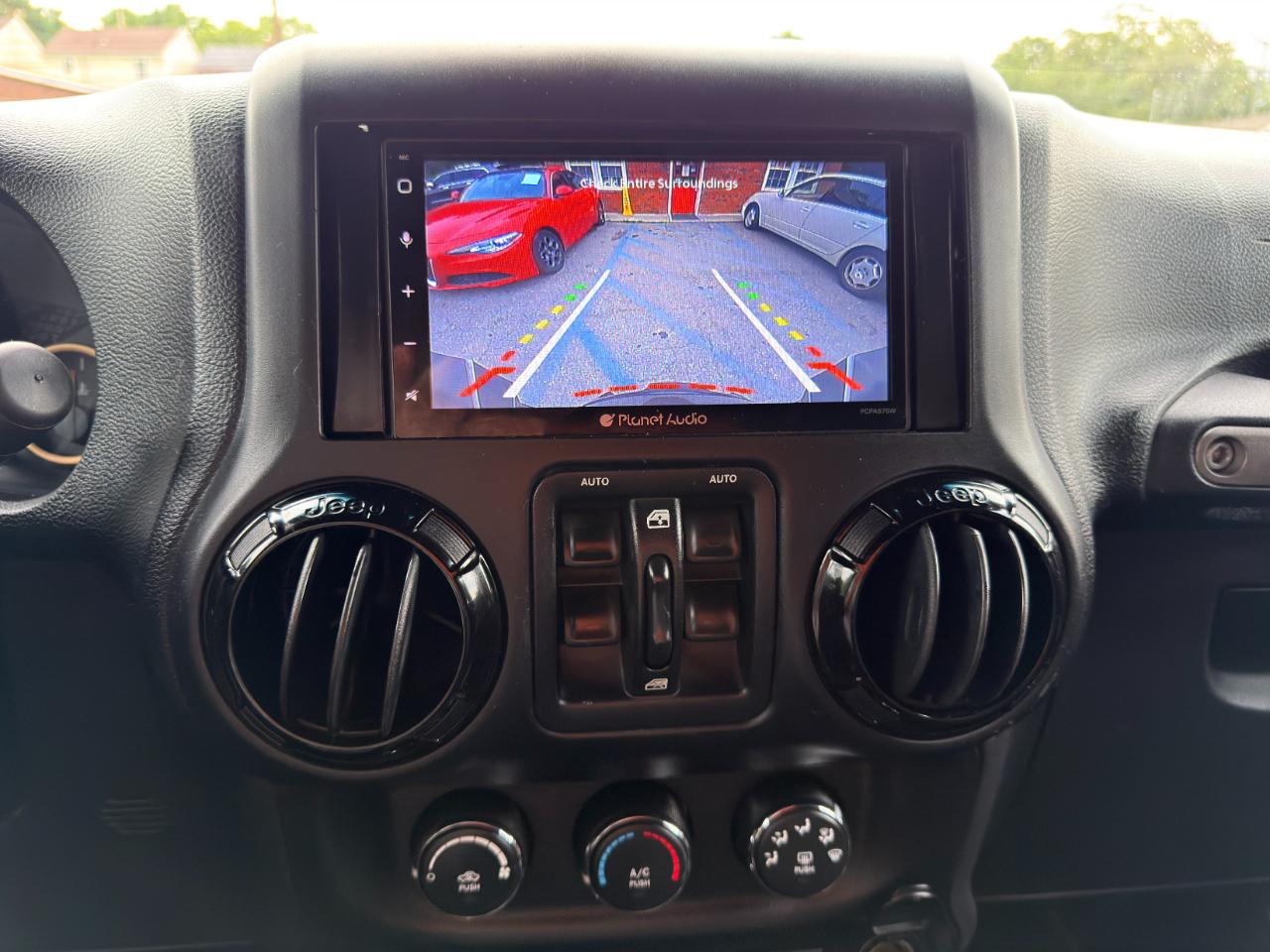 Jeep Wrangler Unlimited 4WD 4dr Dragon Edition *Ltd Avail* 2014