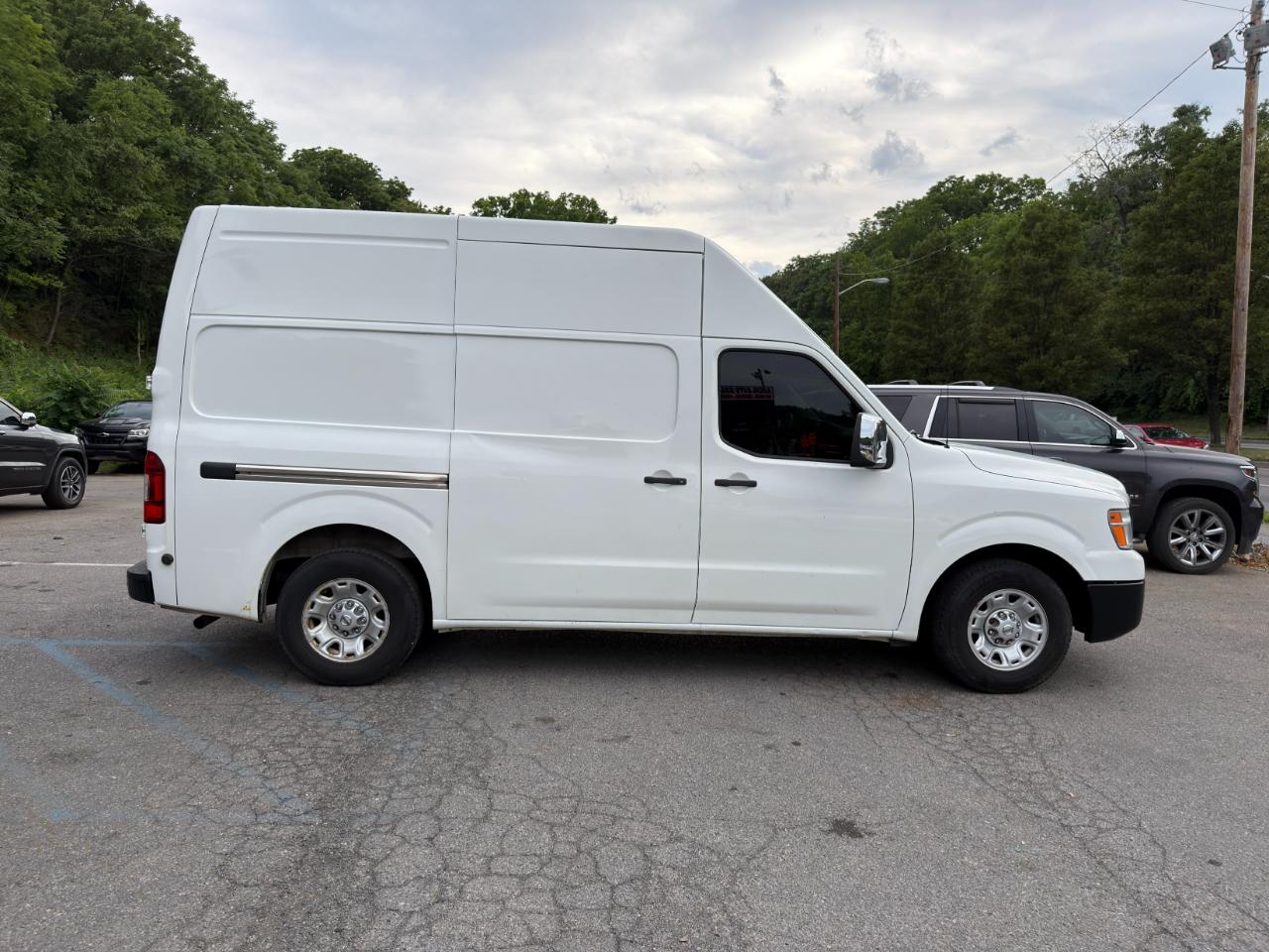 Nissan NV Cargo NV3500 HD High Roof V8 SV 2018