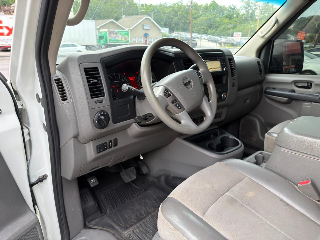 Nissan NV Cargo NV3500 HD High Roof V8 SV 2018