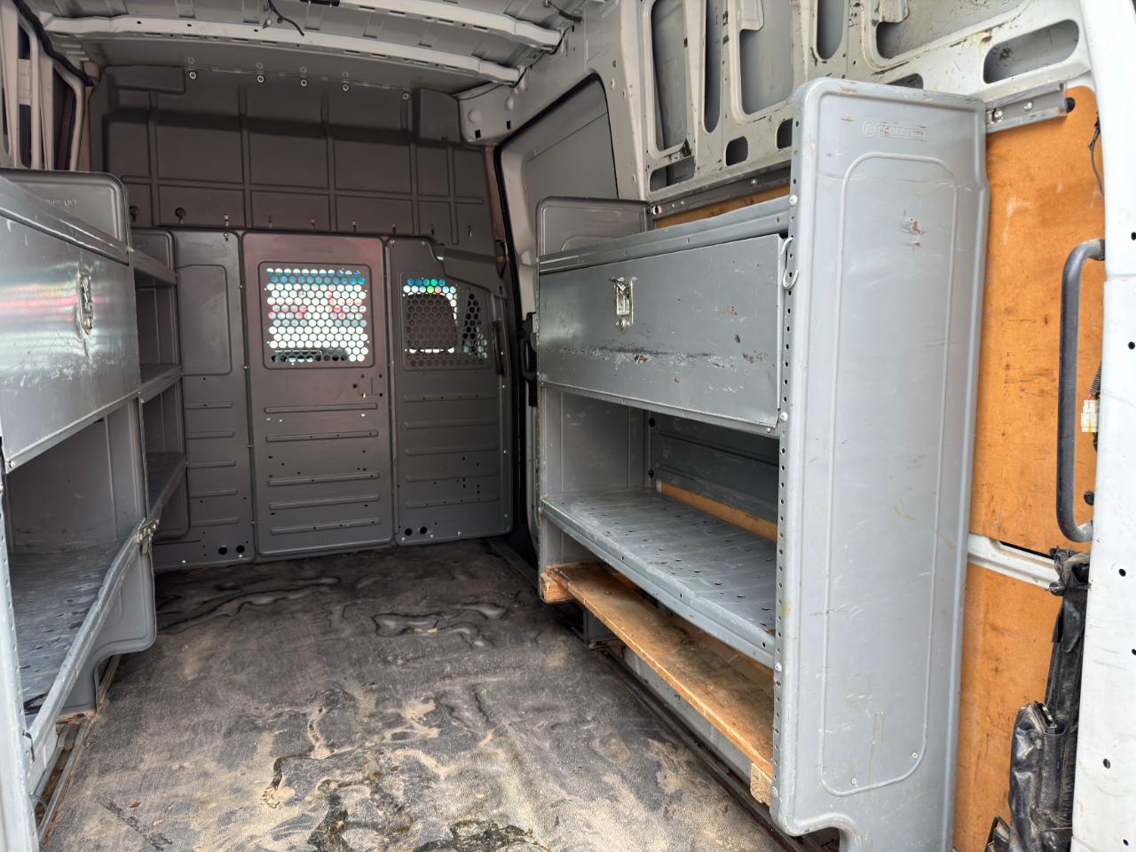 Nissan NV Cargo NV3500 HD High Roof V8 SV 2018