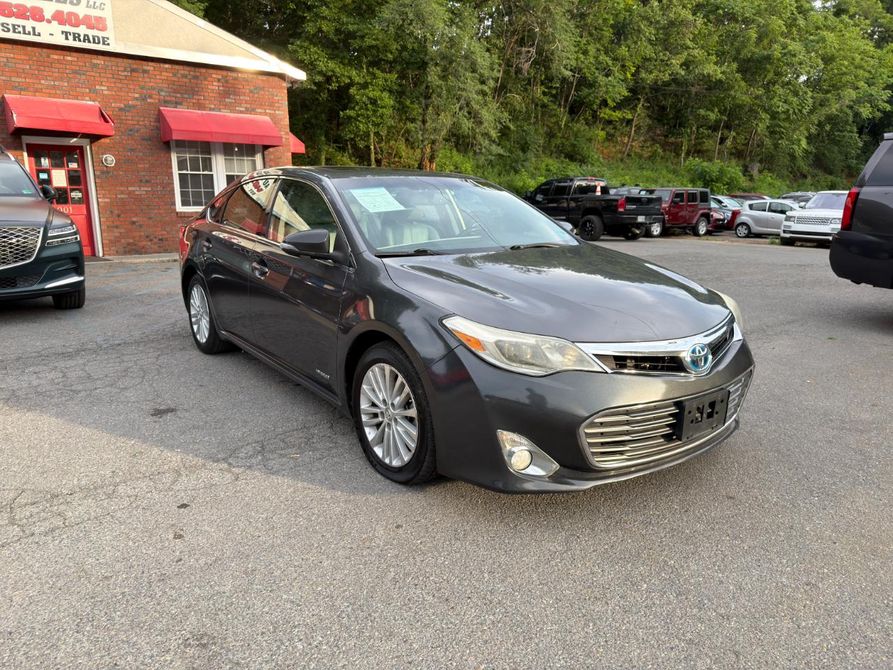 Toyota Avalon Hybrid 4dr Sdn XLE Premium (Natl) 2013