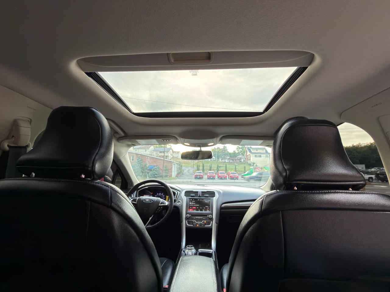 Ford Fusion SE FWD 2018