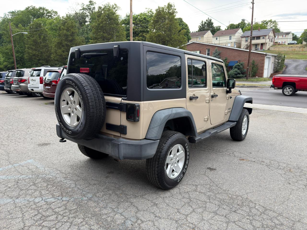 Jeep Wrangler Unlimited 4WD 4dr Sport 2016