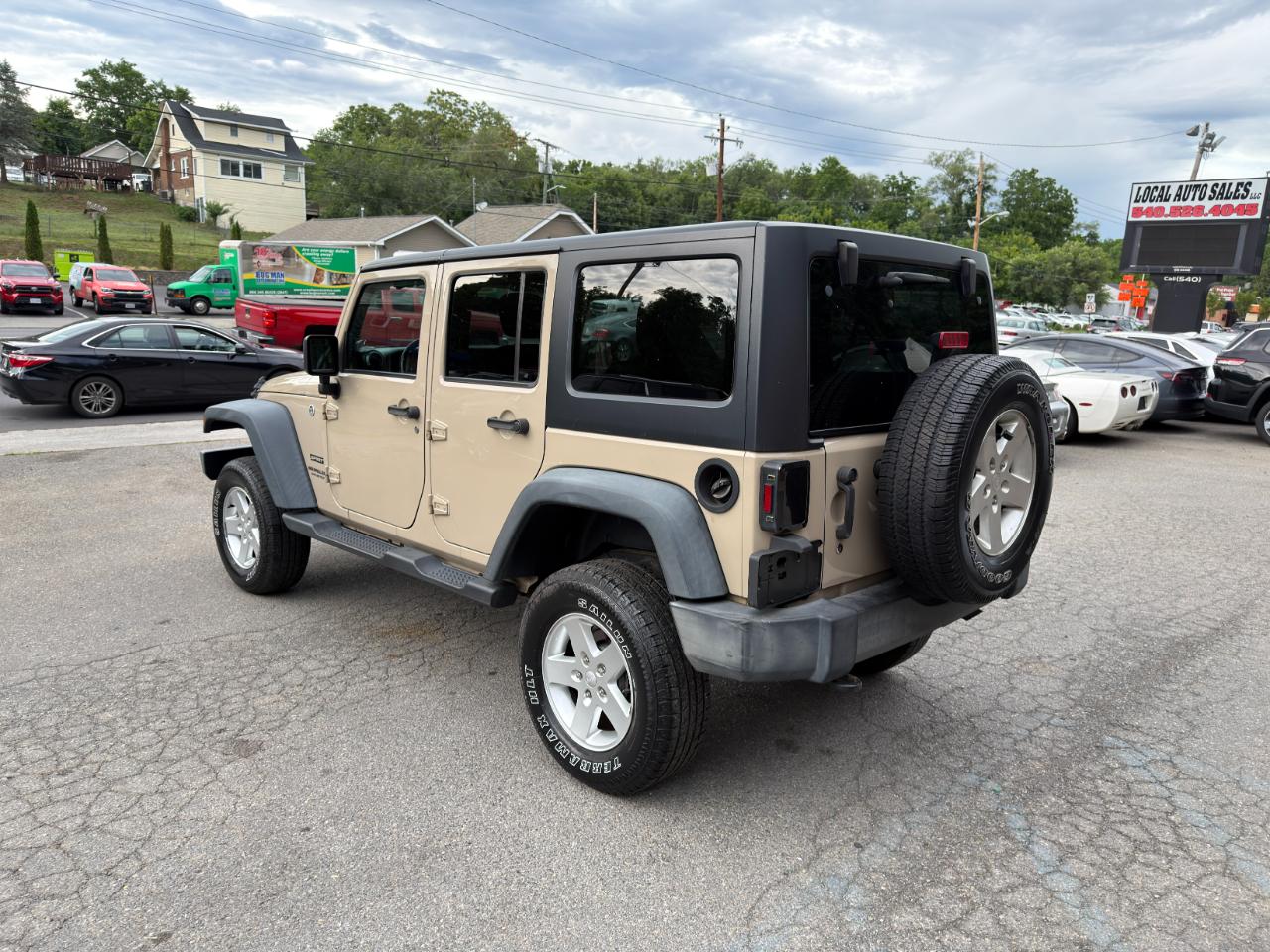 Jeep Wrangler Unlimited 4WD 4dr Sport 2016