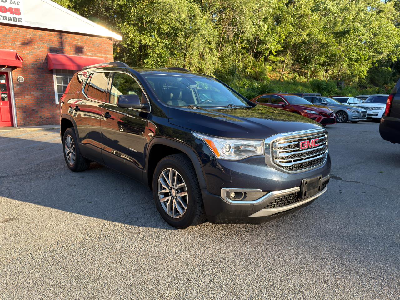 GMC Acadia FWD 4dr SLE w/SLE-2 2017
