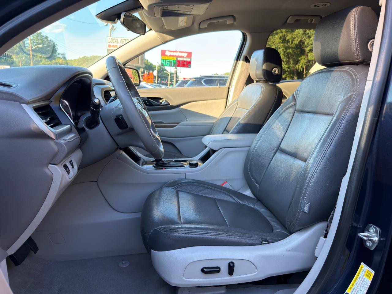 GMC Acadia FWD 4dr SLE w/SLE-2 2017
