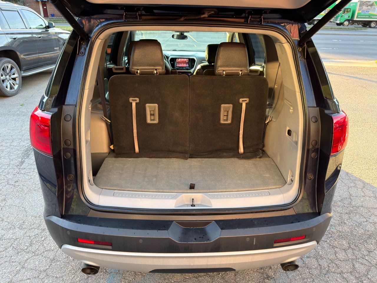 GMC Acadia FWD 4dr SLE w/SLE-2 2017